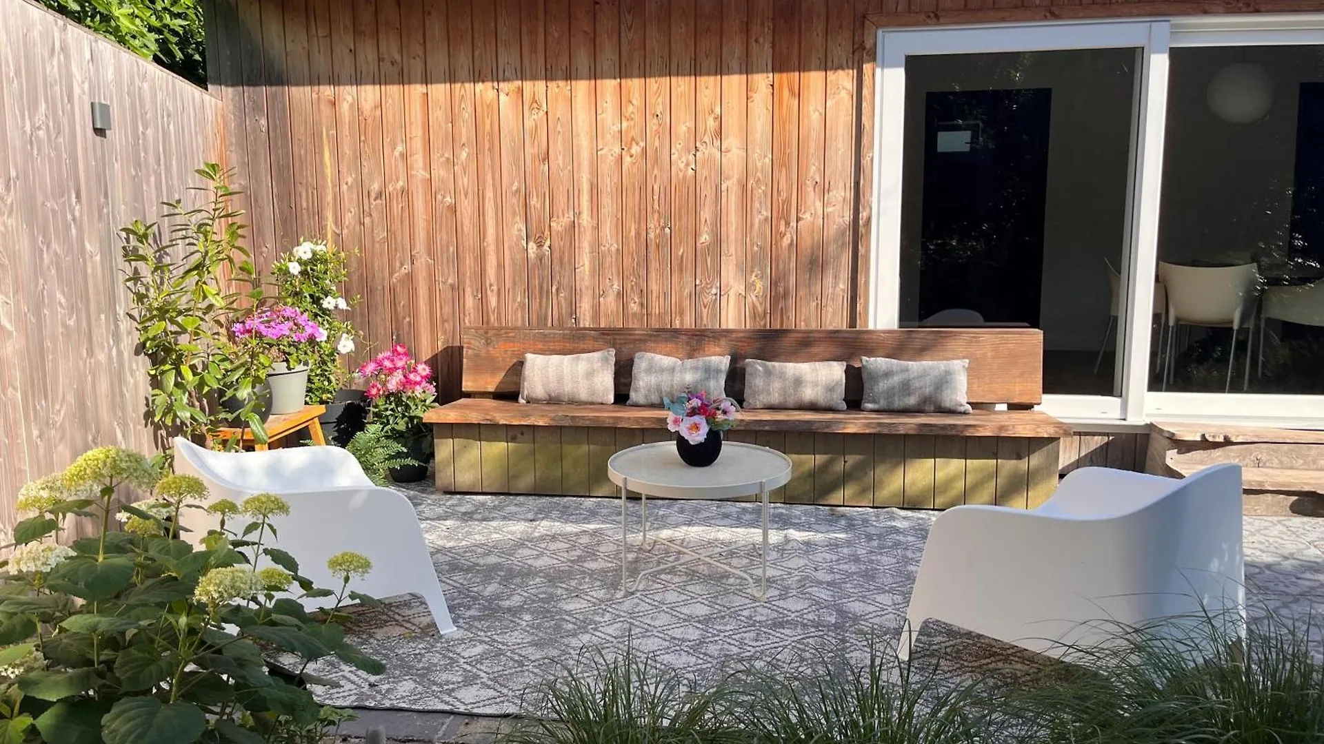 Bed & Breakfast Casa Clementine - Boutique Guesthouse Veldhoven Nederland